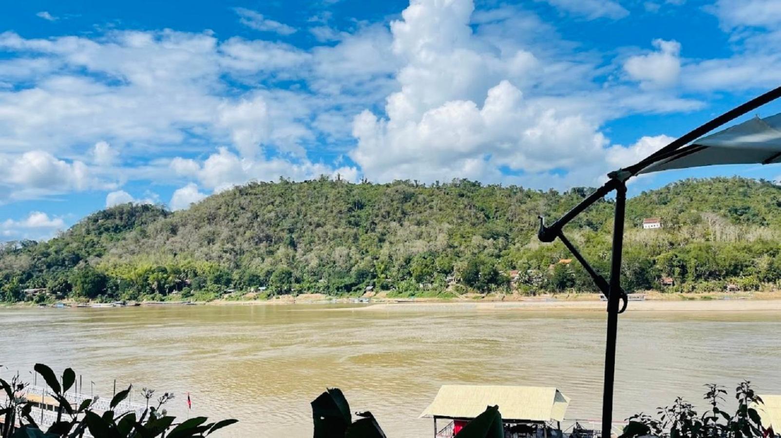 Villa Phonethip Mekong Riverside Luang Prabang Buitenkant foto