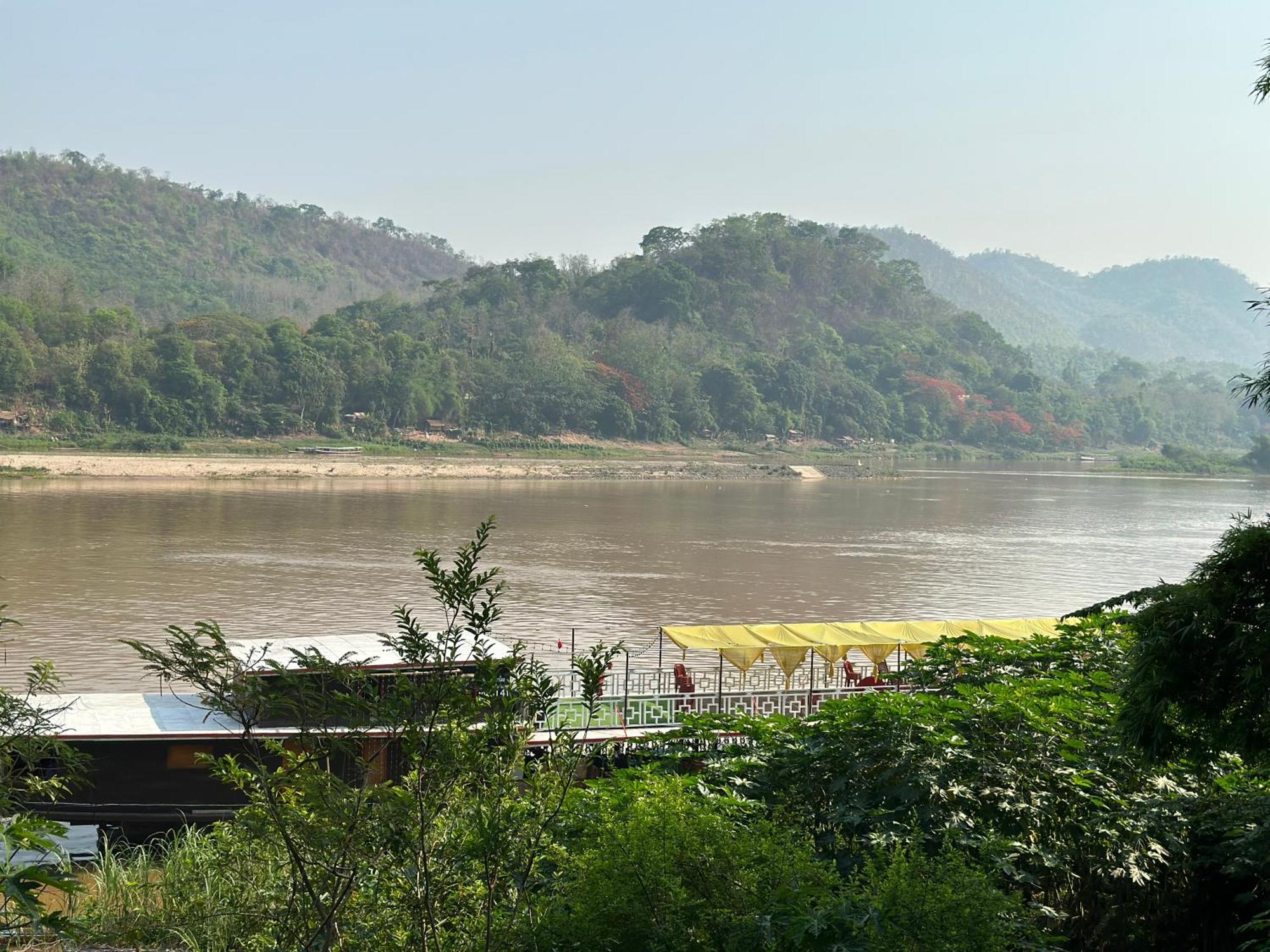 Villa Phonethip Mekong Riverside Luang Prabang Buitenkant foto